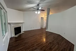 4769 Coronado Cir, Crestview, FL 32539 - Photo 4