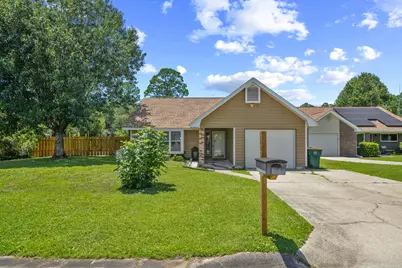 2200 Nancys Path, Fort Walton Beach, FL 32547 - Photo 2