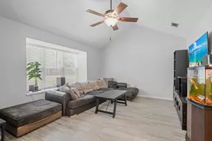 2200 Nancy's Path, Fort Walton Beach, FL 32547 - Photo 8