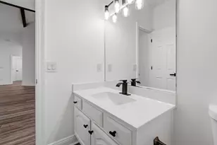 1005 Shalimar Point Dr, Shalimar, FL 32579 - Photo 32