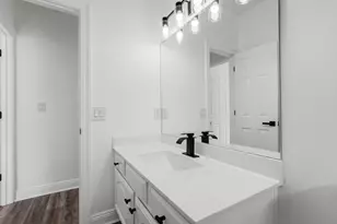 1005 Shalimar Point Dr, Shalimar, FL 32579 - Photo 22