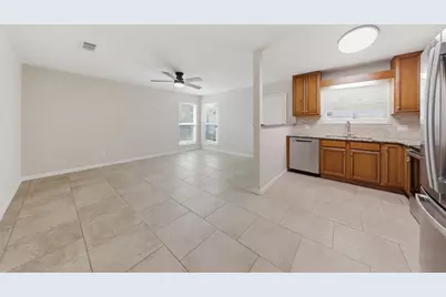 37 E Bradley Street #UNIT 16, Miramar Beach, FL 32550 - Photo 10