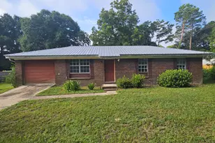 2942 NE 2nd Ave, Crestview, FL 32539 - Photo 1