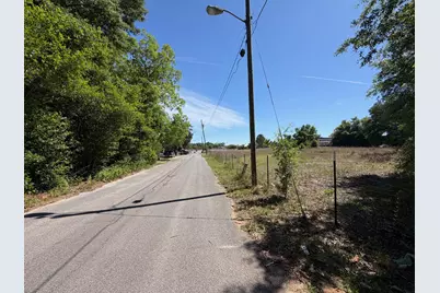 835 U.S. 331, Defuniak Springs, FL 32435 - Photo 4