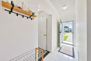 300 Loveland Cir, Pensacola, FL 32526 - Photo 4