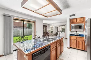 808 S Turnberry Cove, Niceville, FL 32578 - Photo 16