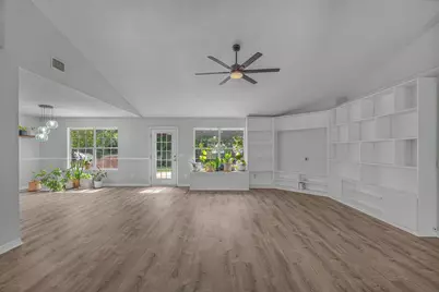 1836 Seahawk Lane, Navarre, FL 32566 - Photo 16