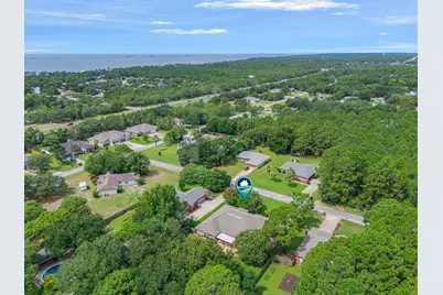1836 Seahawk Lane, Navarre, FL 32566 - Photo 8