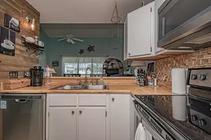 8730 Thomas Dr, Panama City Beach, FL 32408 - Photo 16