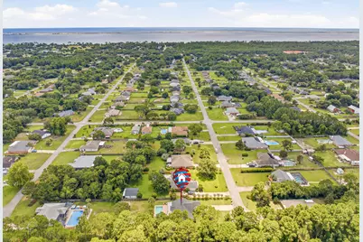 2016 Candlewood Drive, Navarre, FL 32566 - Photo 8