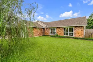 8549 Corbin Ct, Navarre, FL 32566 - Photo 18