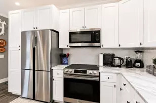 310 Hilburn Pl, Pensacola, FL 32504 - Photo 10