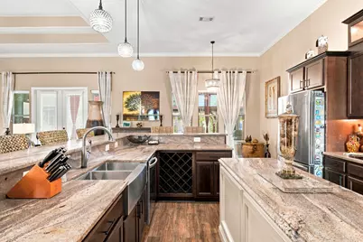 2008 Fontainebleau Court, Navarre, FL 32566 - Photo 12