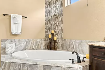 2008 Fontainebleau Court, Navarre, FL 32566 - Photo 22