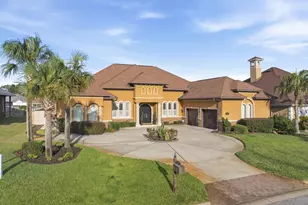 2008 Fontainebleau Ct, Navarre, FL 32566 - Photo 2