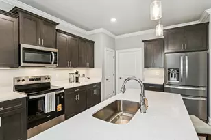7511 Hatteras Dr, Navarre, FL 32566 - Photo 16