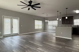 129 Matt Blvd, Niceville, FL 32578 - Photo 4