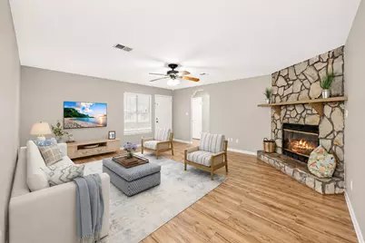 479 Cascabellas Street, Mary Esther, FL 32569 - Photo 4