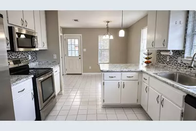 479 Cascabellas Street, Mary Esther, FL 32569 - Photo 12