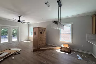 318 Boxer Ave, Niceville, FL 32578 - Photo 8