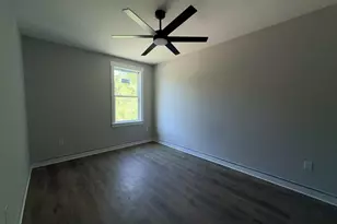 318 Boxer Ave, Niceville, FL 32578 - Photo 12