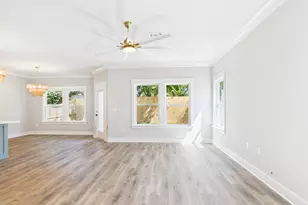 318 Boxer Ave, Niceville, FL 32578 - Photo 8