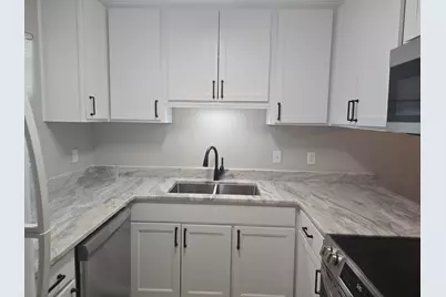 17 7th Street #2, Shalimar, FL 32579 - Photo 4