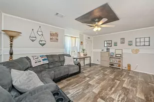 3984 1st Ave, Laurel Hill, FL 32567 - Photo 4