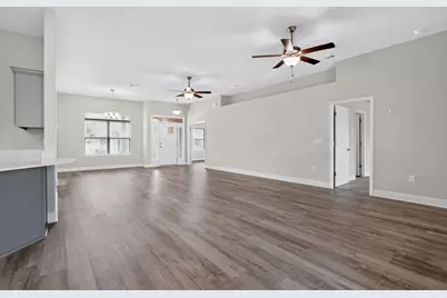 5823 Crestlake Drive, Crestview, FL 32536 - Photo 14