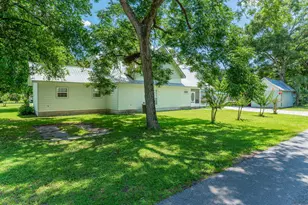 322 Crescent Dr, Defuniak Springs, FL 32435 - Photo 6