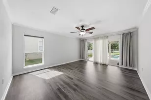 1001 Shalimar Point Dr, Shalimar, FL 32579 - Photo 14