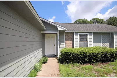 128 Meadow Woods Lane, Niceville, FL 32578 - Photo 4