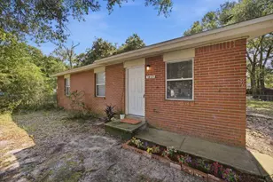 1005 Pinetree Rd, Mary Esther, FL 32569 - Photo 4
