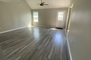 463 Sandy Ridge Cir, Mary Esther, FL 32569 - Photo 6