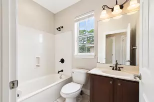 321 Nathey Ave, Niceville, FL 32578 - Photo 24