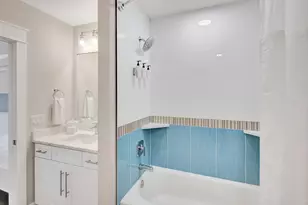 204 Henderson Resort Wy, Destin, FL 32541 - Photo 18
