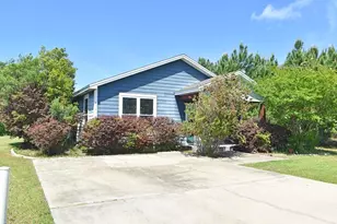 416 Tropical Way, Freeport, FL 32439 - Photo 2