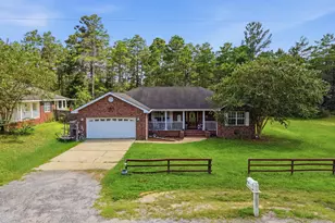 96 E Primrose Ave, Defuniak Springs, FL 32433 - Photo 1