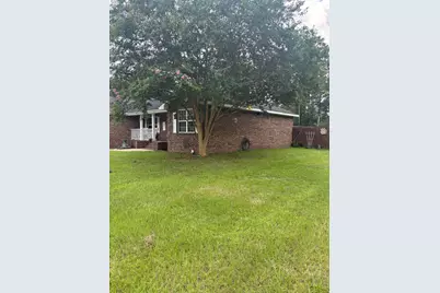 96 E Primrose Avenue, Defuniak Springs, FL 32433 - Photo 2