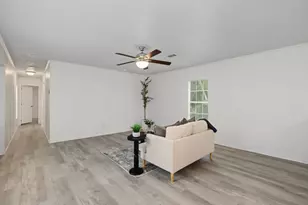 1299 Roosevelt St, Baker, FL 32531 - Photo 6