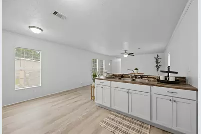 1299 Roosevelt Street, Baker, FL 32531 - Photo 10