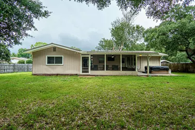 123 Pinewood Terrace, Fort Walton Beach, FL 32548 - Photo 22