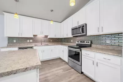222 Marquis Way, Freeport, FL 32439 - Photo 2