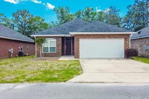 557 Valparaiso Pkwy, Valparaiso, FL 32580 - Photo 2