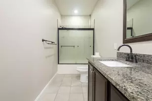 557 Valparaiso Pkwy, Valparaiso, FL 32580 - Photo 16