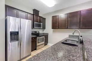 557 Valparaiso Pkwy, Valparaiso, FL 32580 - Photo 4