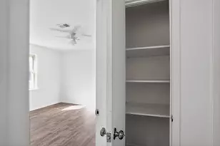 1101 W Jordan St, Pensacola, FL 32501 - Photo 36