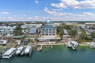 724 Harbor Blvd, Destin, FL 32541 - Photo 2