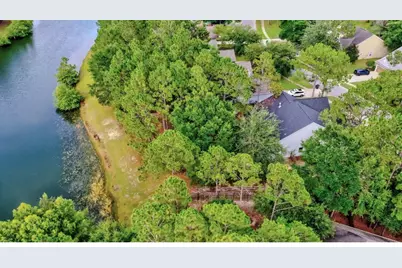 401 Symphony Way, Freeport, FL 32439 - Photo 4
