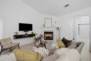 401 Symphony Way, Freeport, FL 32439 - Photo 8